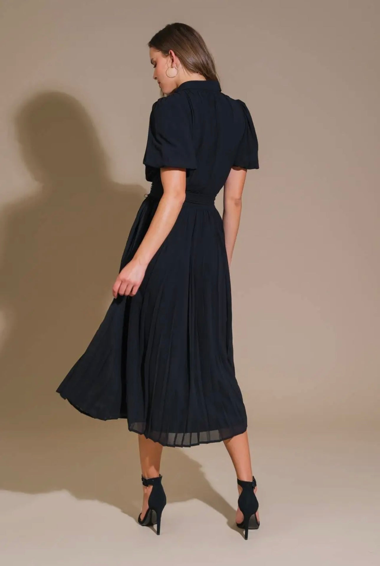 Solid Woven Pleated Midi Dress