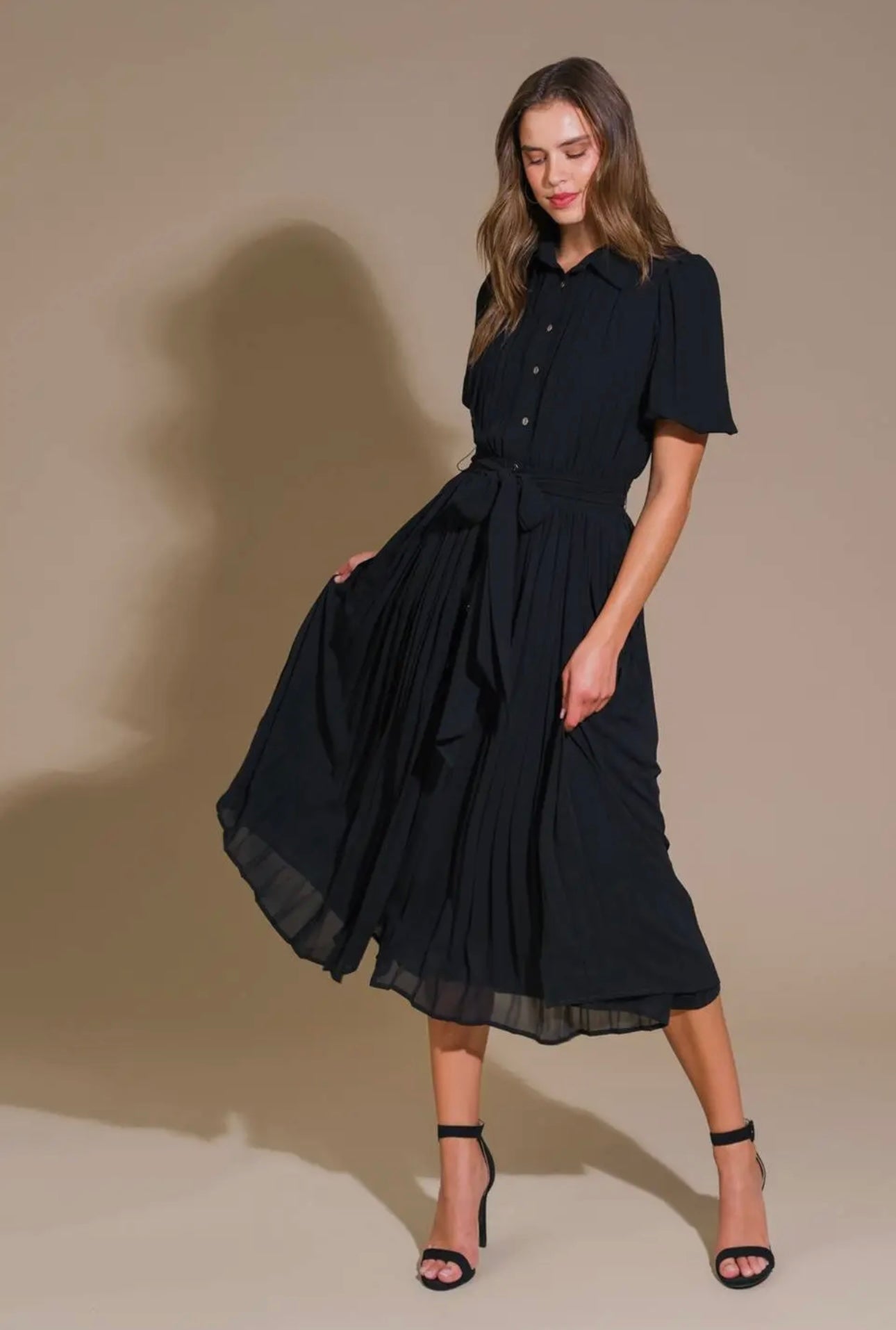 Solid Woven Pleated Midi Dress