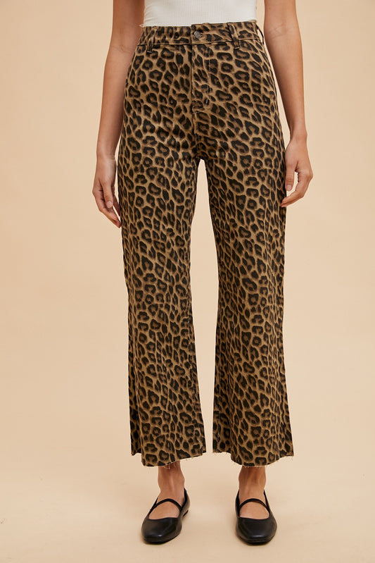 Leopard Cropped Jeans
