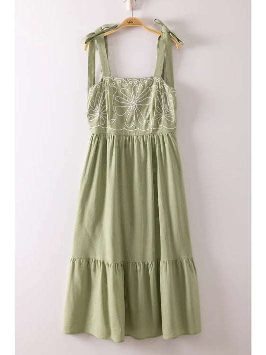 Embroidery Detail Midi Sleeveless Dress