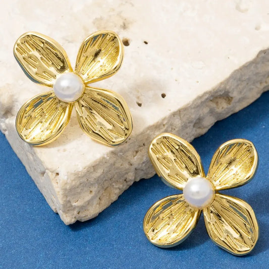 Pearl & Flower Stud Earrings