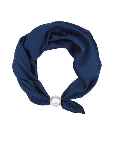 Accented Pearl Scarf Choker