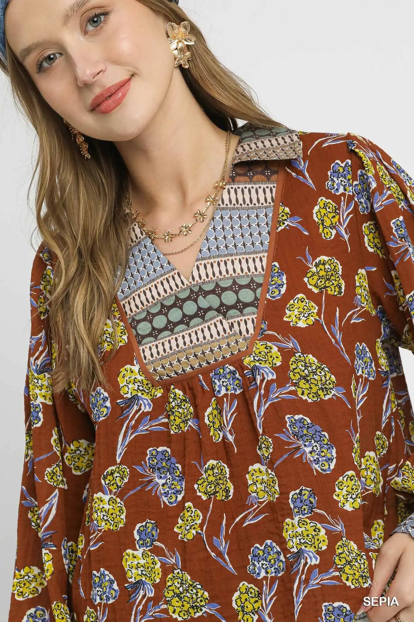 Umgee Floral Print Collar Blouse