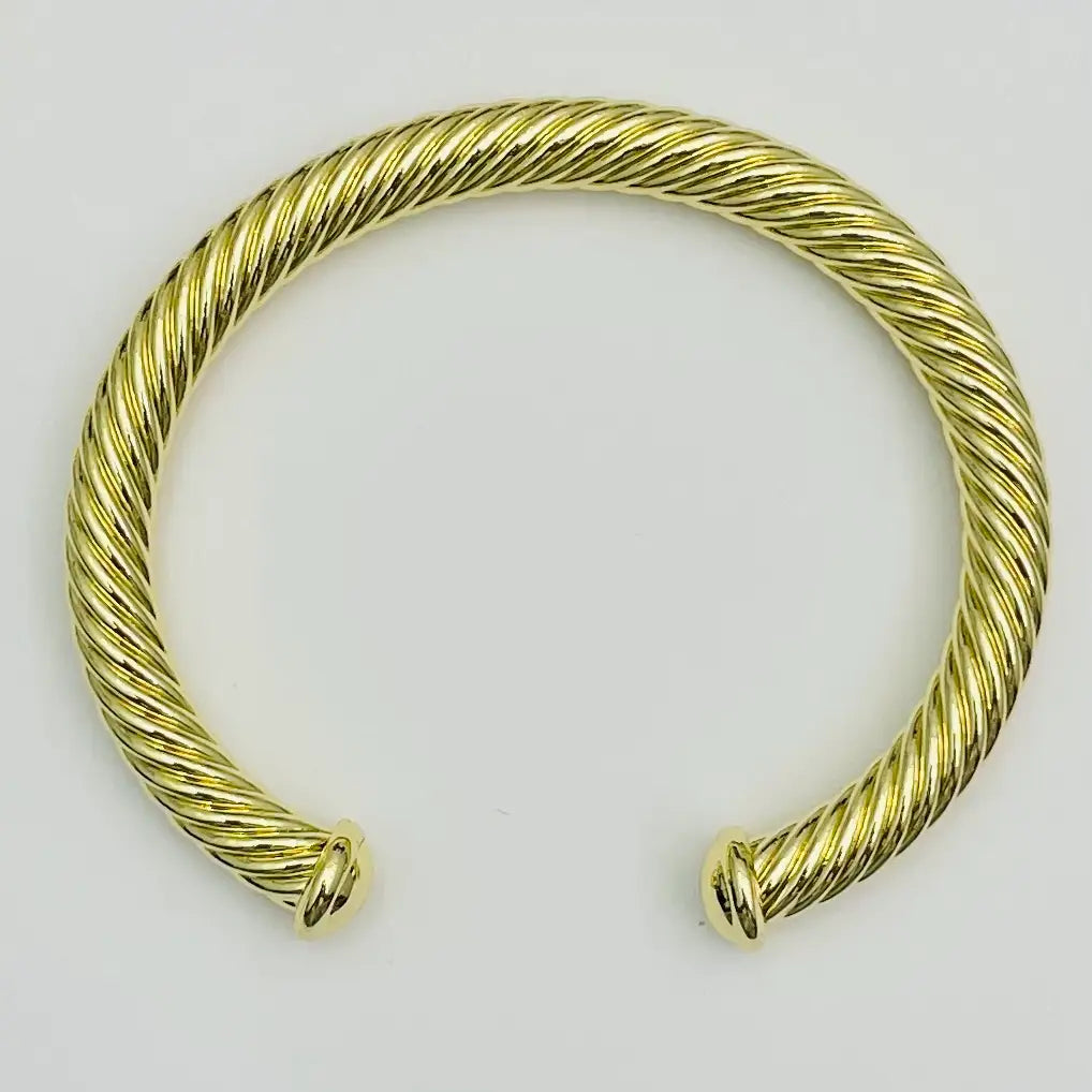 Simple Cable Bracelet