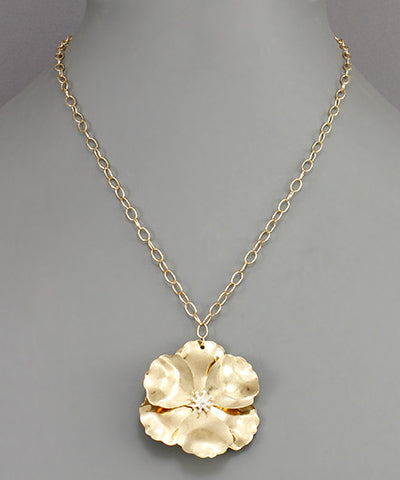 Flower Pendant Necklace