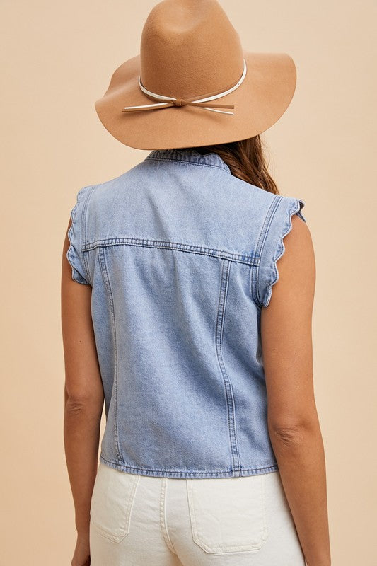 Scallop Edge Detailed Denim Crop Vest