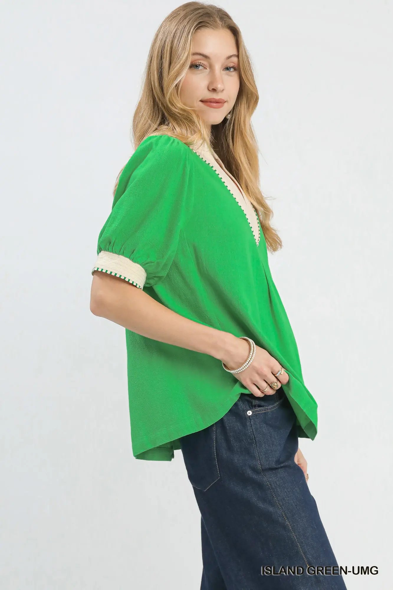 Linen Blend Contrast Trim Top