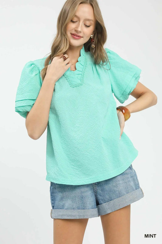 Textured Scallop Trim Puff Sleeve Blouse