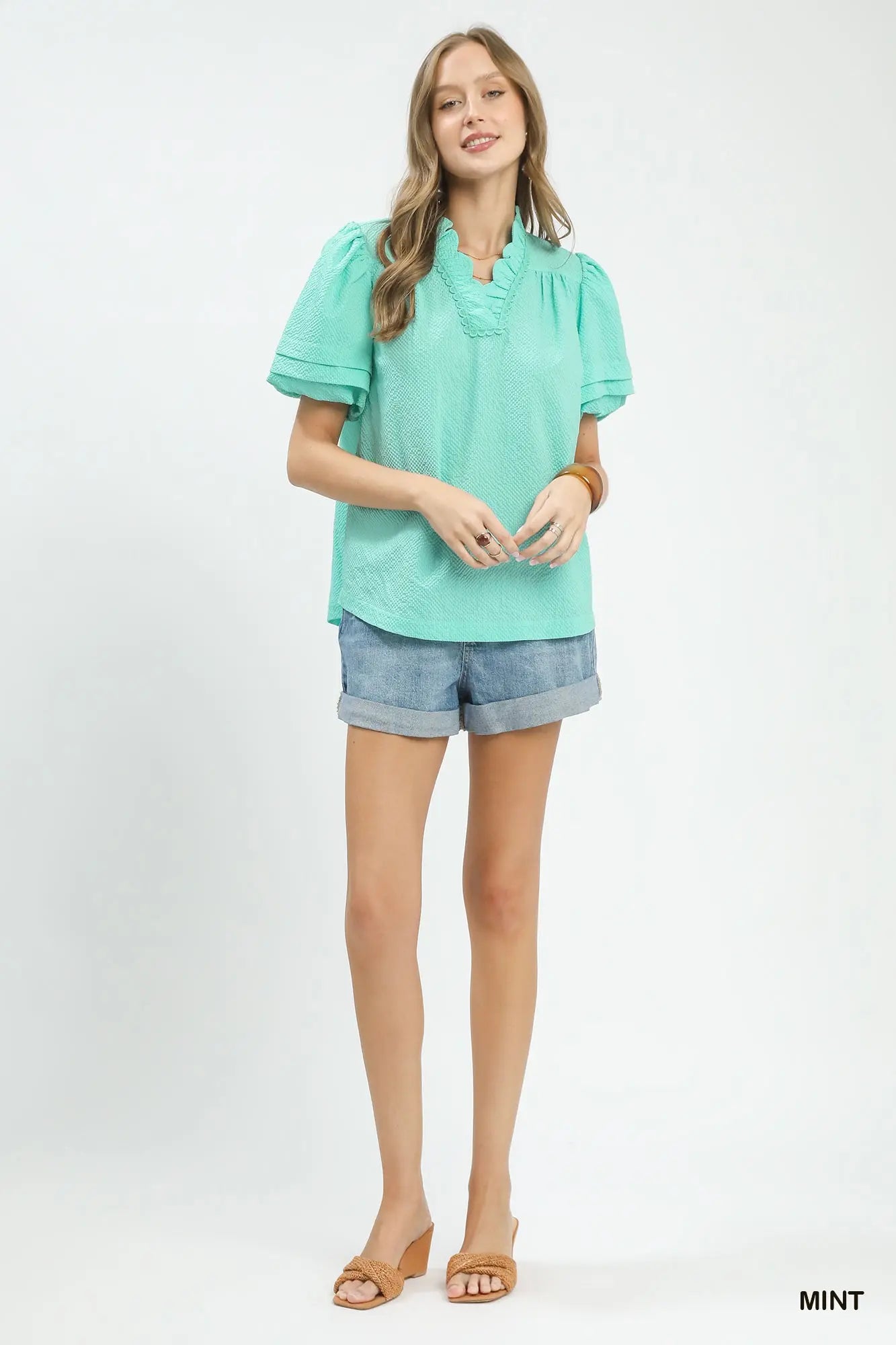 Textured Scallop Trim Puff Sleeve Blouse